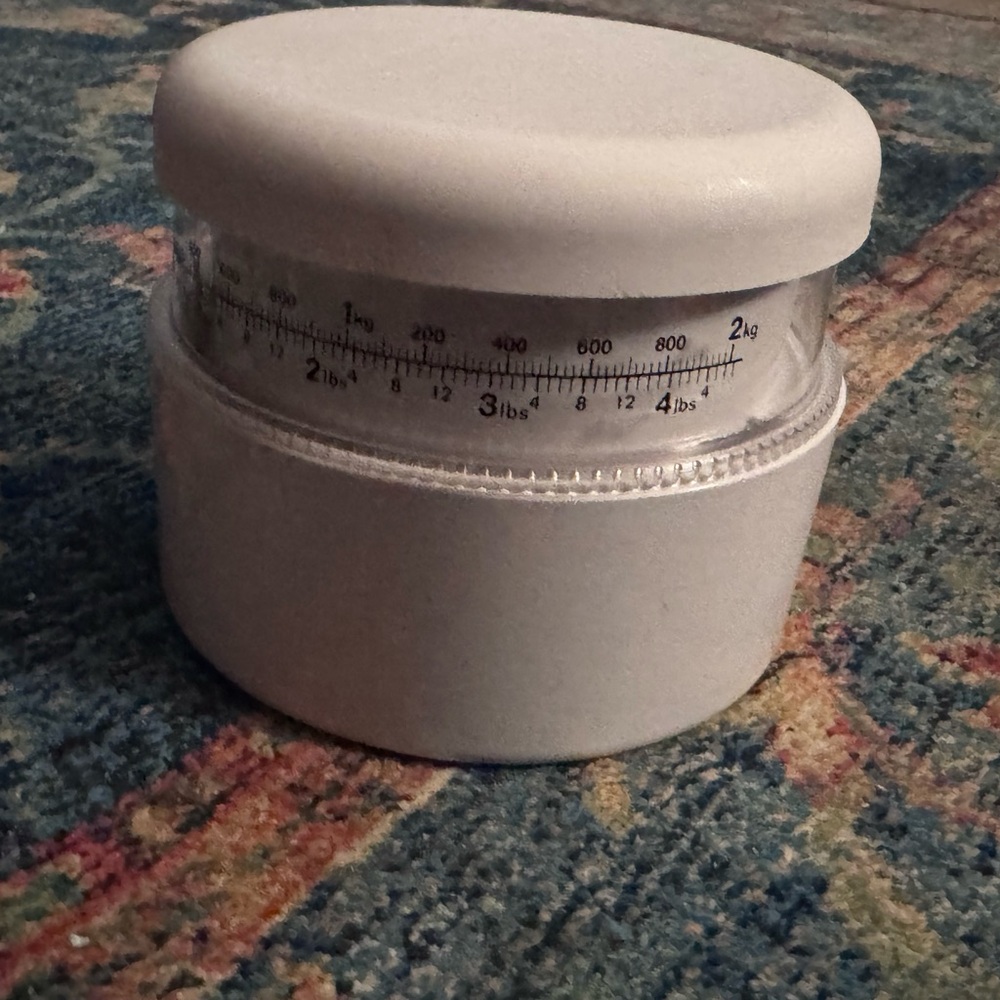 Kitchen Scale,  NEW - Picture 2 of 3